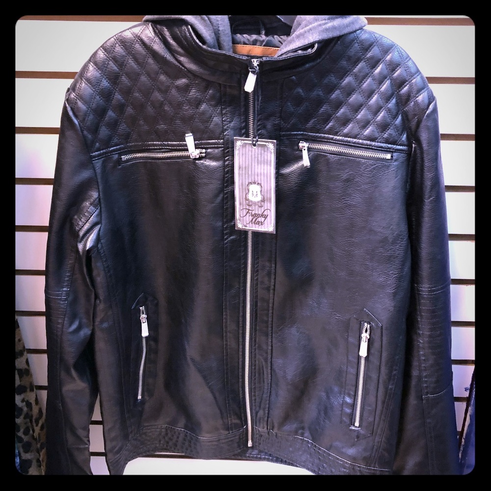 😘Price Drop❗️Black faux leather jacket